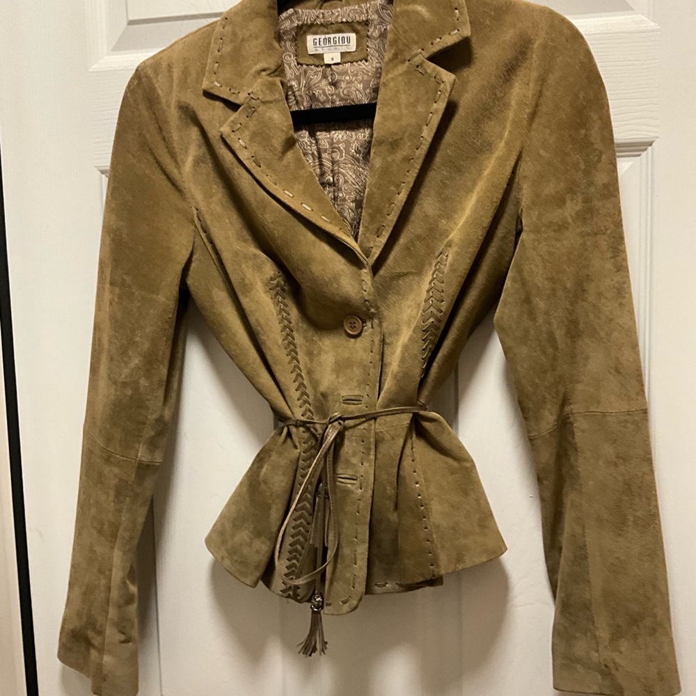 Elegant Olive Green Suede Blazer
